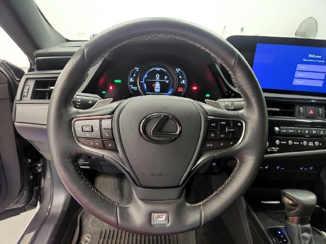 Used 2023 Lexus ES 300h F Sport FWD image 31