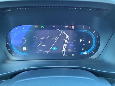 Used 2023 Volvo XC40 B5 Plus image 18