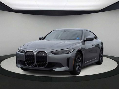 Used 2023 BMW i4 eDrive35 w/ Premium Package RWD image 4