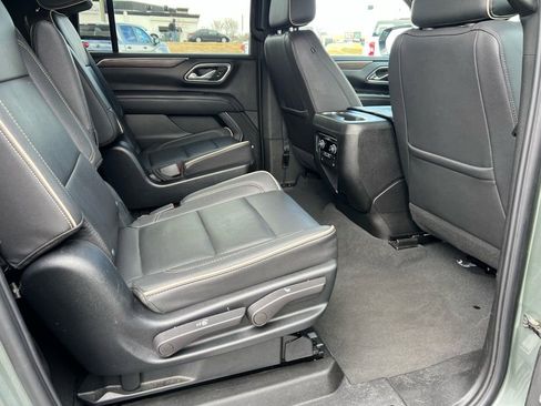 Certified 2023 Chevrolet Suburban Premier AWD/4WD image 21