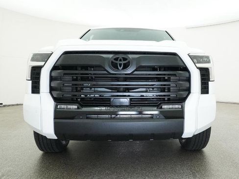 New 2026 Toyota Tundra Limited AWD/4WD image 22