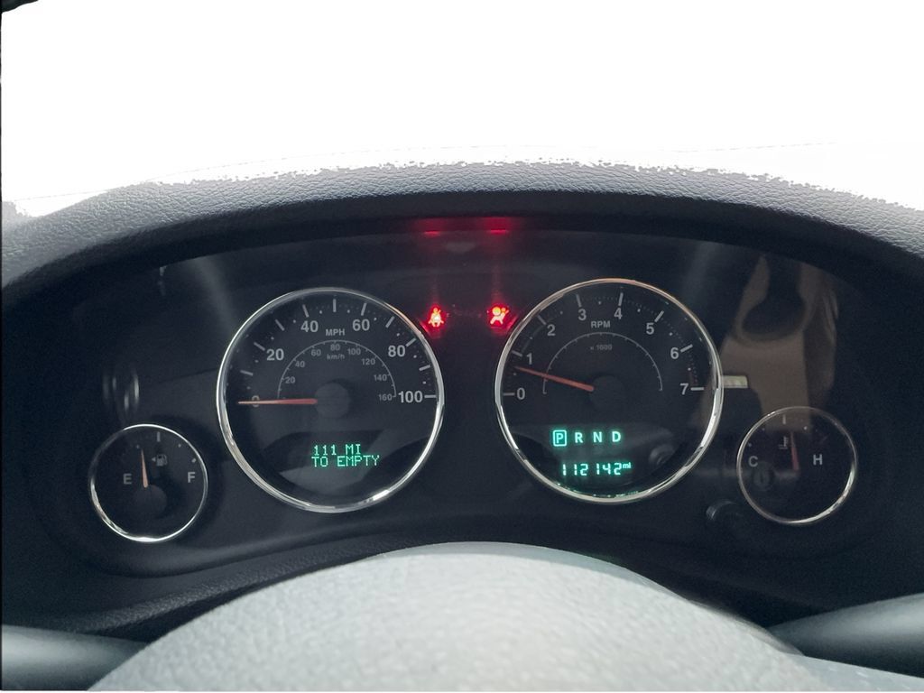 Used 2016 Jeep Wrangler Unlimited Rubicon w/ Connectivity Group AWD/4WD image 40