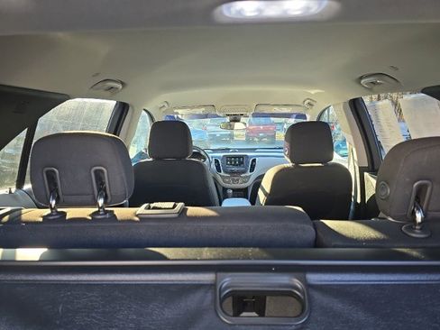 Used 2019 Chevrolet Equinox LT image 10