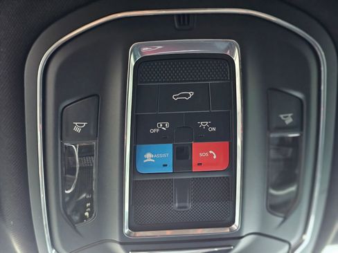 New 2026 Jeep Grand Cherokee L Limited image 17