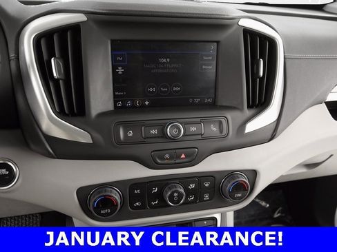 Used 2023 GMC Terrain SLE w/ Driver Convenience Package image 30