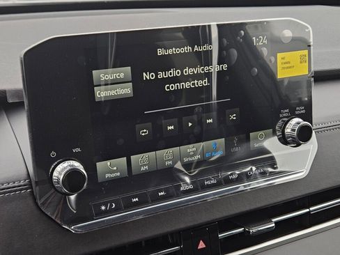 New 2025 Mitsubishi Outlander SE image 19