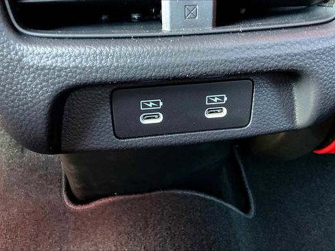 Certified 2025 Acura ADX A-Spec image 18