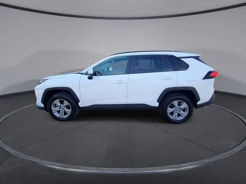Used 2025 Toyota RAV4 XLE FWD image 5