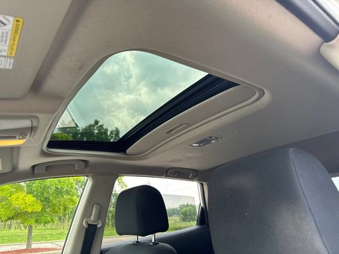 Used 2013 Nissan Rogue SV w/ Premium Pkg FWD image 25