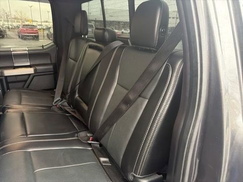 Used 2018 Ford F150 Lariat w/ Equipment Group 502A Luxury AWD/4WD image 10