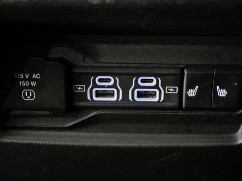 Used 2023 Jeep Grand Cherokee Limited image 23