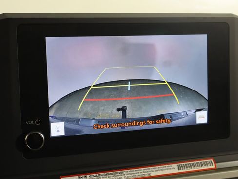 Used 2025 Toyota Tacoma SR5 image 34