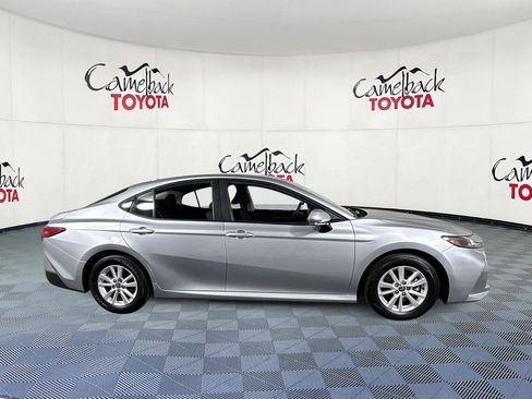 Used 2025 Toyota Camry LE FWD image 8