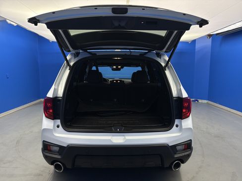 Used 2025 Honda Passport EX-L image 30