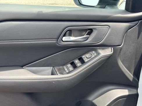 New 2026 Nissan Rogue SV FWD image 24