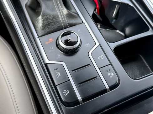 Certified 2023 Kia Sorento S w/ Panoramic Sunroof Package image 26