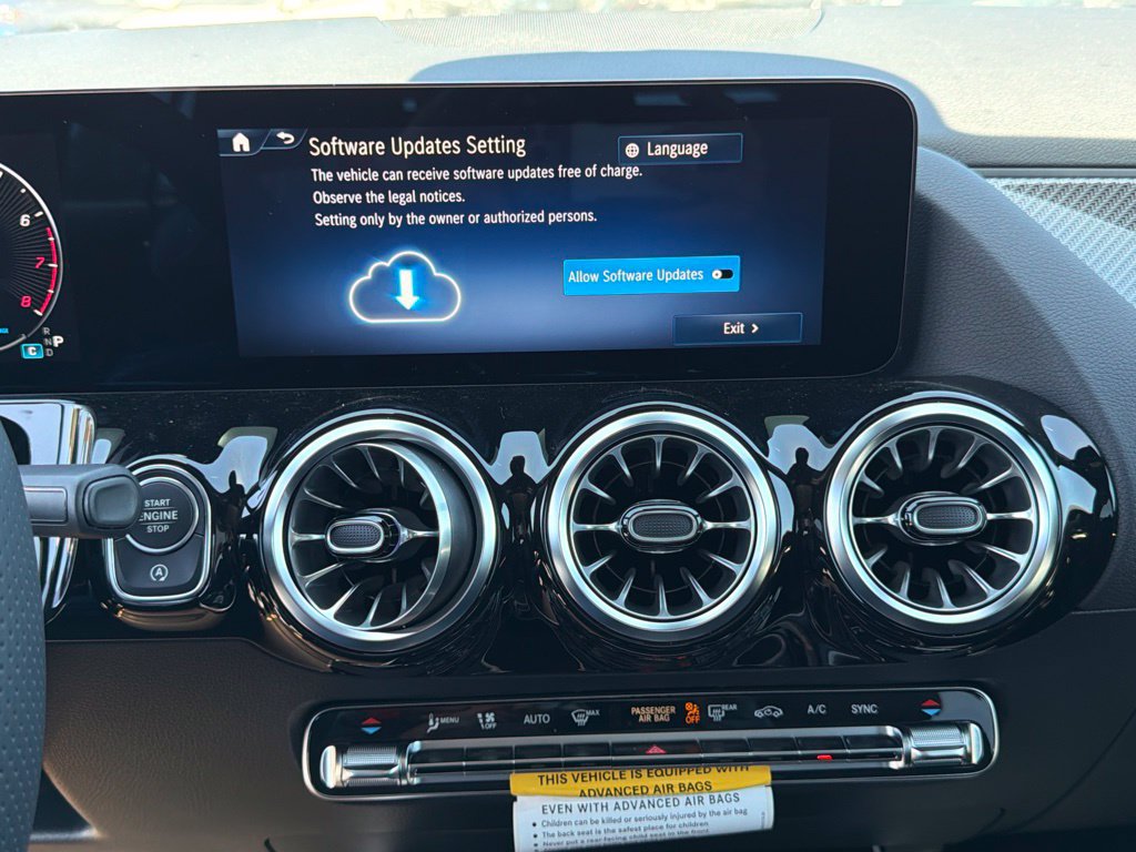 New 2026 Mercedes-Benz GLA 250 image 25