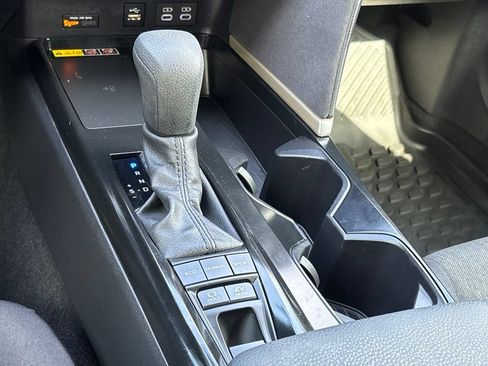 Used 2025 Toyota Camry LE FWD image 20