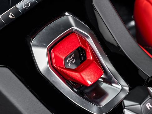Used 2023 Lamborghini Huracan EVO RWD image 28