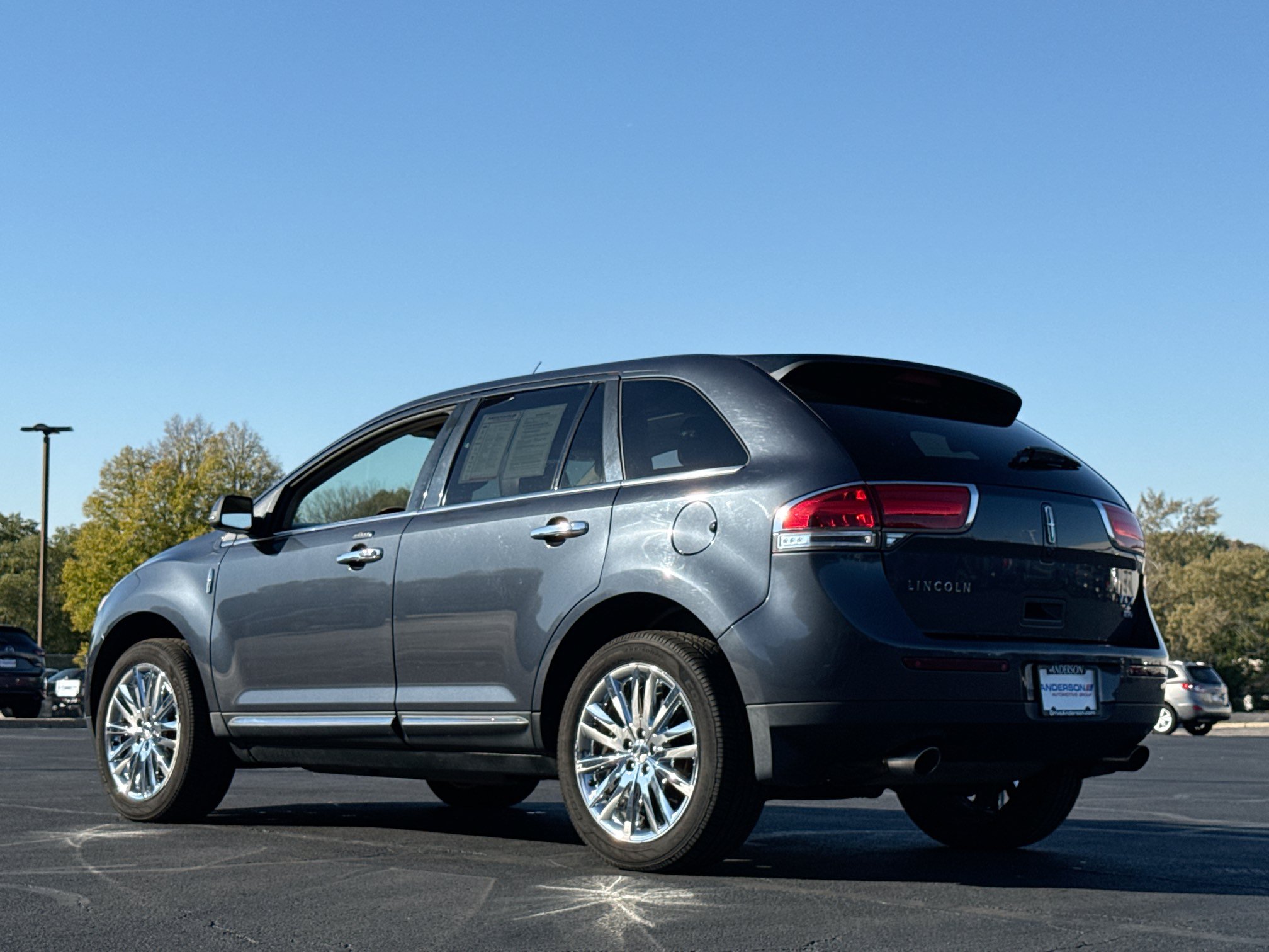 Used 2013 Lincoln MKX AWD image 5