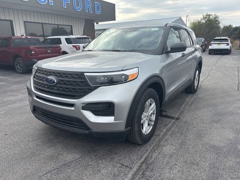 New 2024 Ford Explorer 4WD w/ Class IV Trailer Tow Package image 2