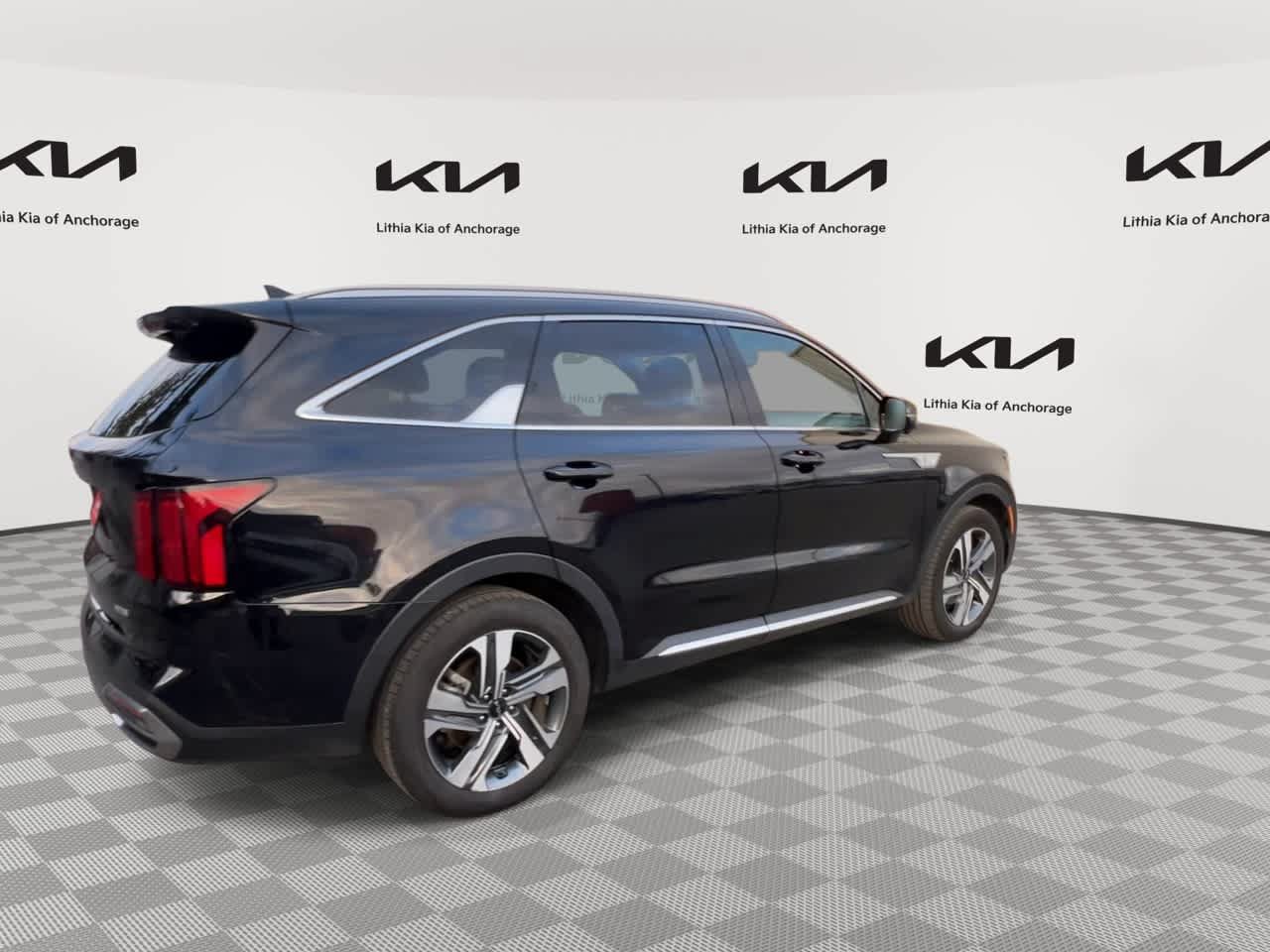 Used 2023 Kia Sorento SX Prestige w/ Panoramic Sunroof Package AWD/4WD image 8