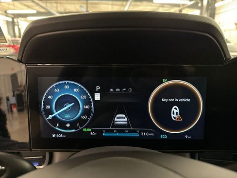 New 2026 Hyundai Elantra Sport FWD image 25