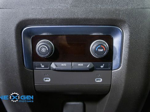 Used 2023 Chevrolet Tahoe High Country AWD/4WD image 31