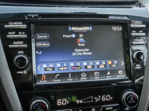 Used 2015 Nissan Murano S w/ Navigation Package AWD/4WD image 23