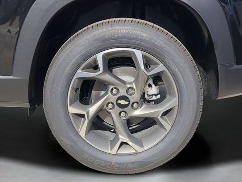 New 2026 Chevrolet Trax LT w/ Driver Confidence Package image 32