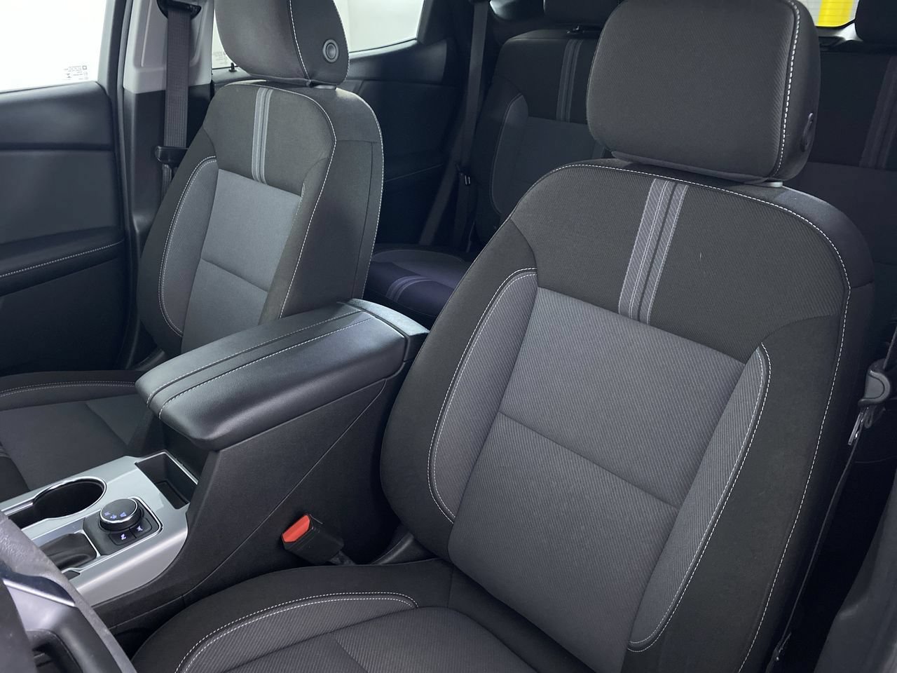 Certified 2025 Chevrolet Blazer LT w/ Convenience Package FWD image 10