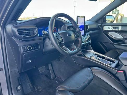 Used 2024 Ford Explorer ST w/ Equipment Group 401A image 21