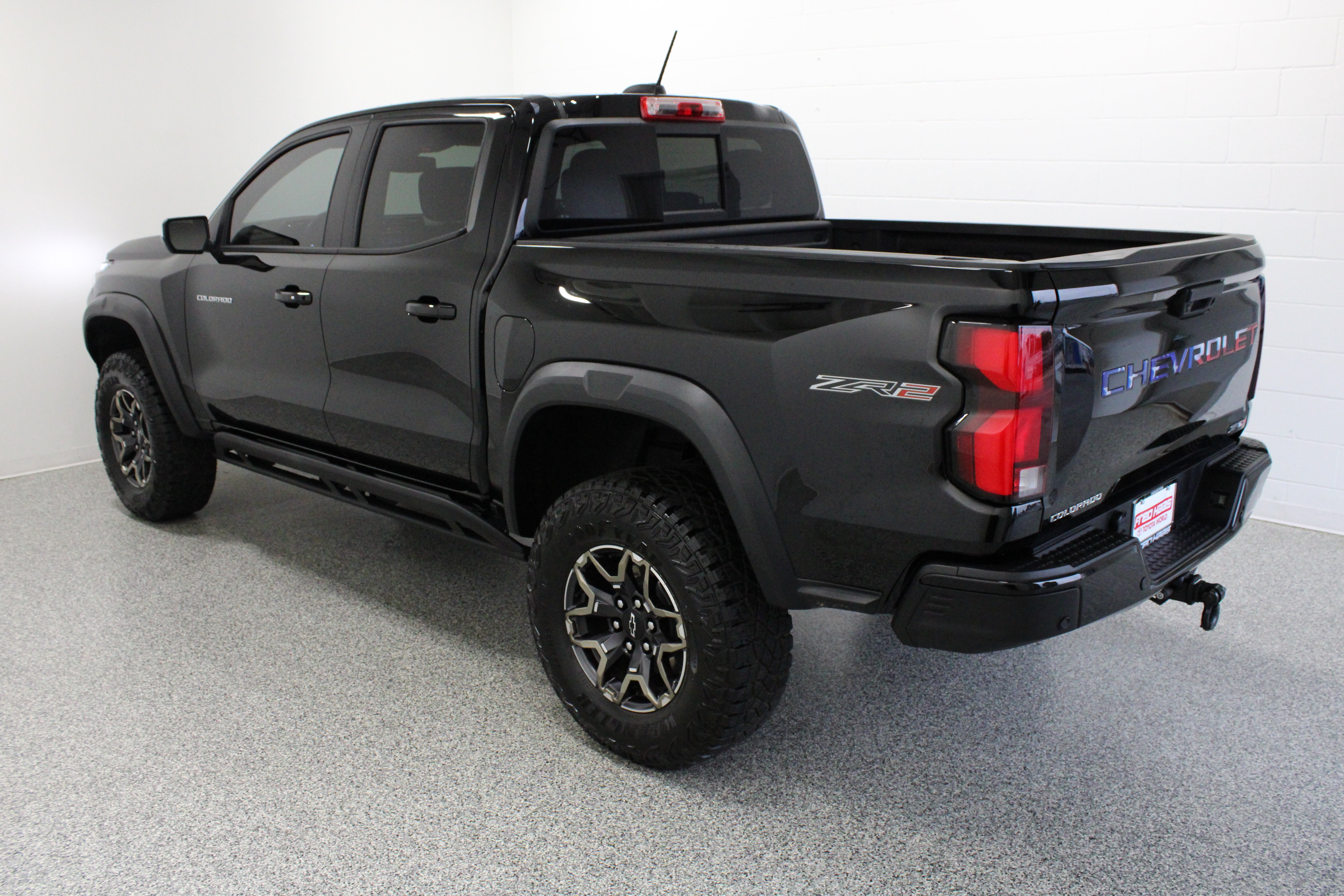 Used 2026 Chevrolet Colorado ZR2 AWD/4WD image 10