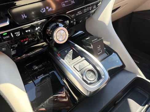 Used 2025 Acura MDX A-Spec image 26