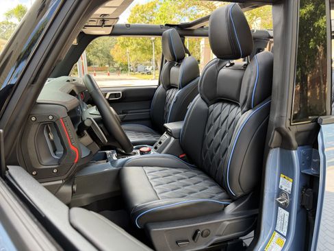 Used 2025 Ford Bronco Raptor AWD/4WD image 18