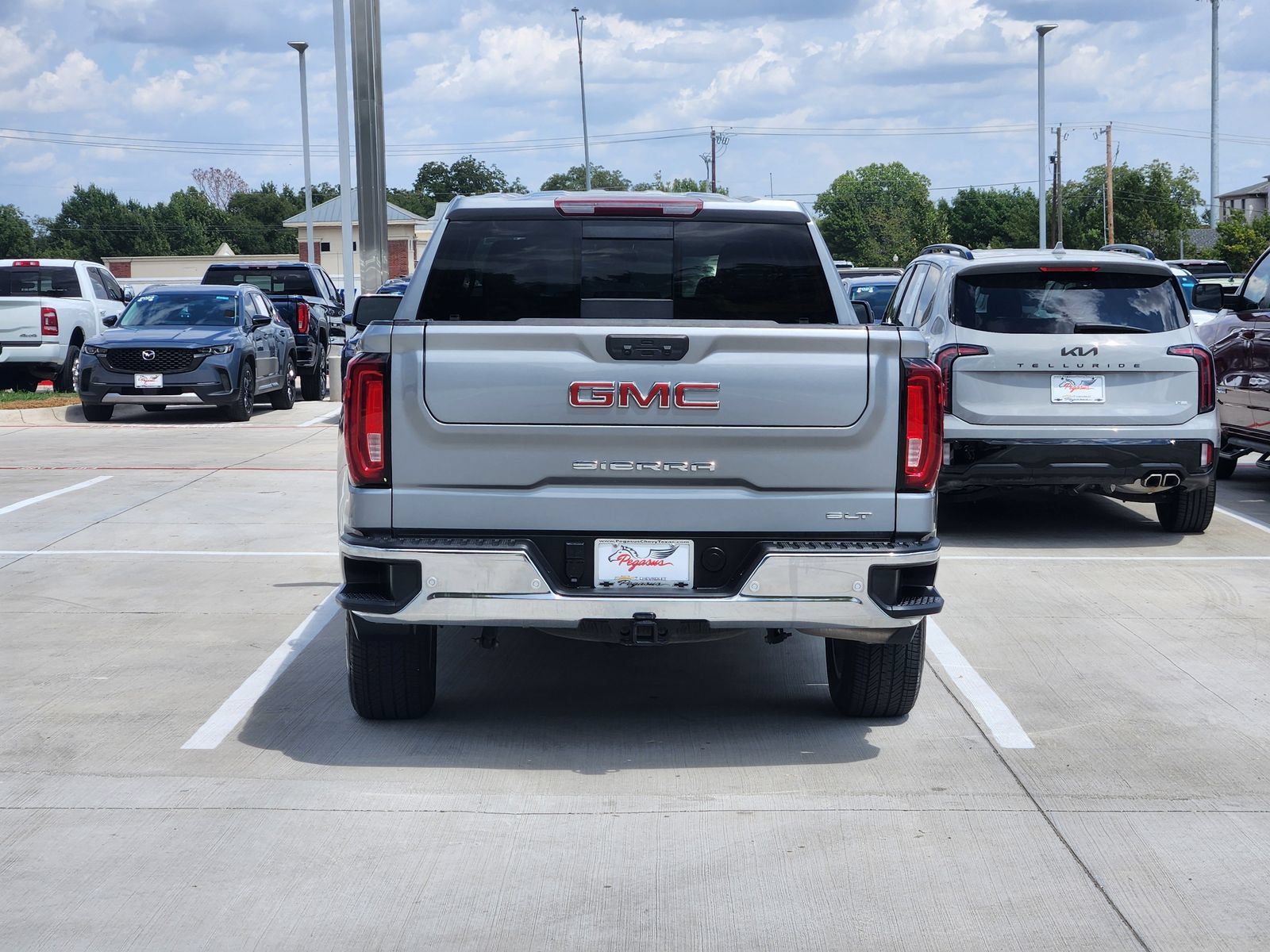 Certified 2025 GMC Sierra 1500 SLT RWD image 8