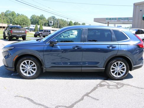 Used 2025 Honda CR-V EX image 2