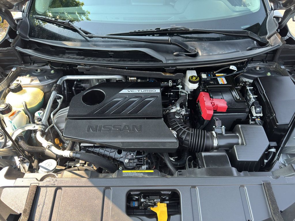 Used 2025 Nissan Rogue SV AWD/4WD image 17