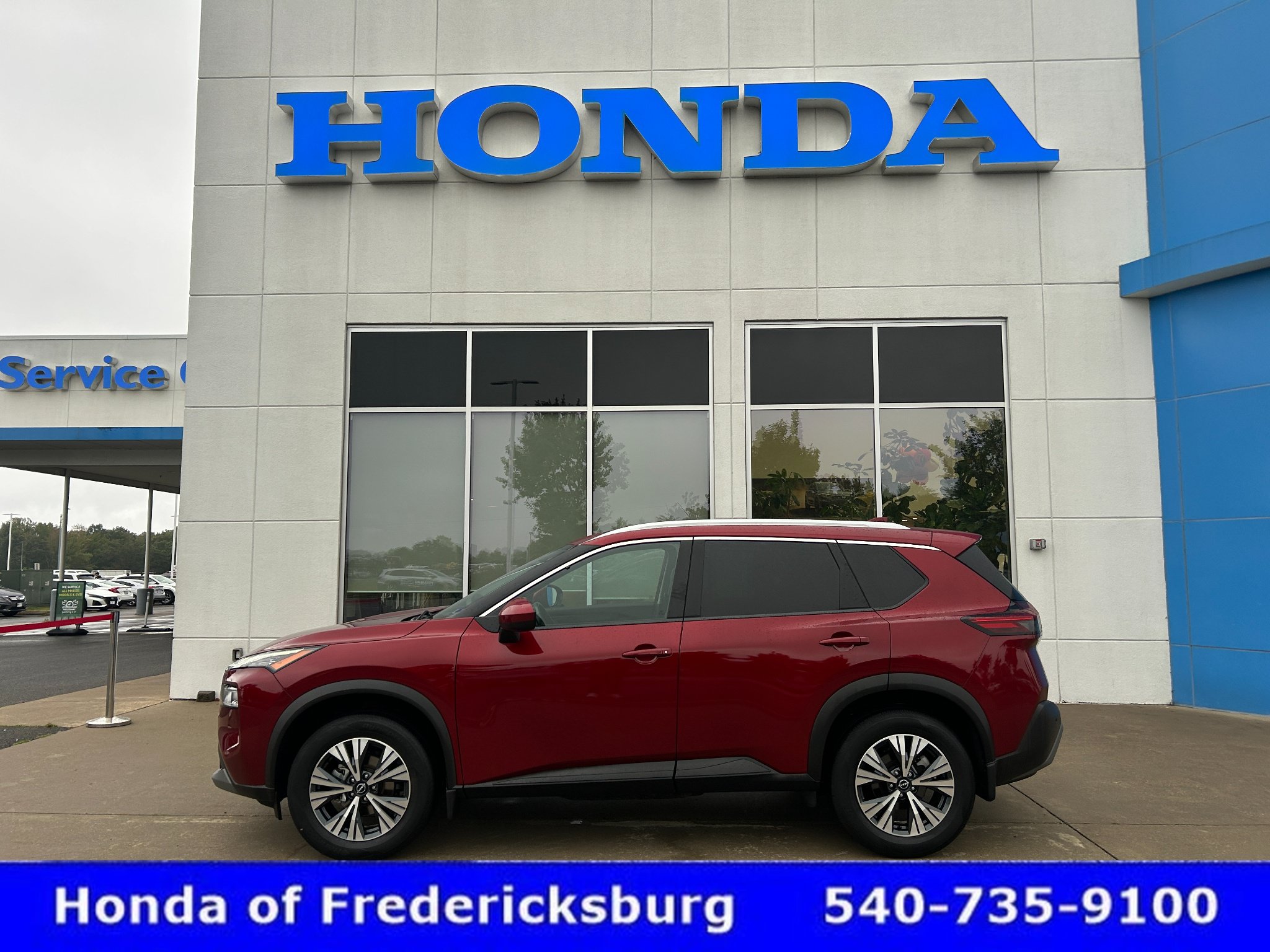 Used 2023 Nissan Rogue SV w/ SV Premium B Package AWD/4WD image 1