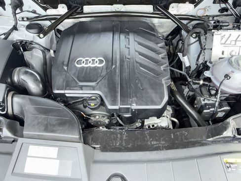 Used 2023 Audi Q5 2.0T Premium w/ Convenience Package AWD/4WD image 12