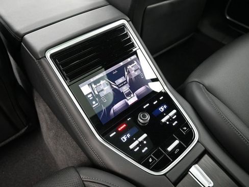Certified 2023 Porsche Panamera Platinum Edition RWD image 8