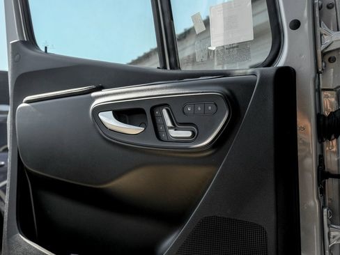 New 2025 Mercedes-Benz Sprinter 2500 image 14