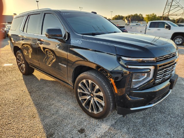 Used 2026 Chevrolet Tahoe High Country RWD image 1