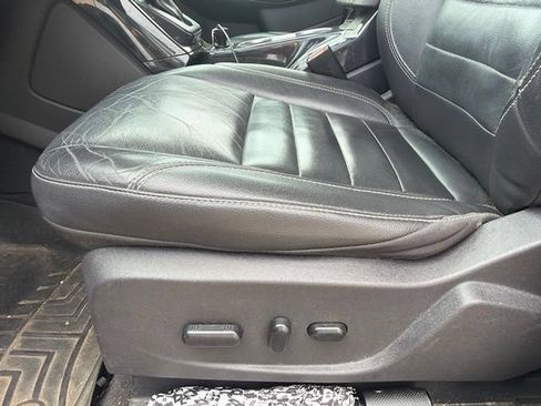 Used 2015 Ford Escape Titanium FWD image 6