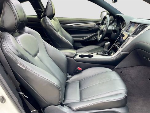 Used 2021 INFINITI Q60 3.0t Luxe w/ Essential Package image 29