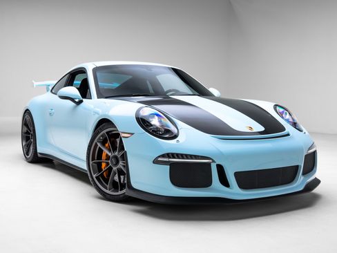 Used 2015 Porsche 911 GT3 w/ Sound Package Plus image 23