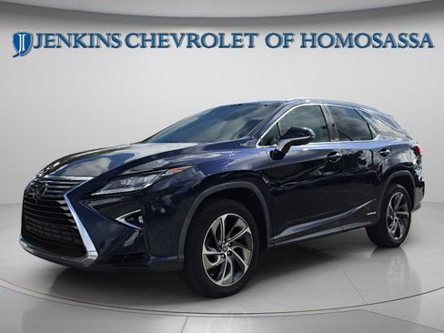 Used 2018 Lexus RX 450hL Luxury w/ Accessory Package AWD/4WD image 10