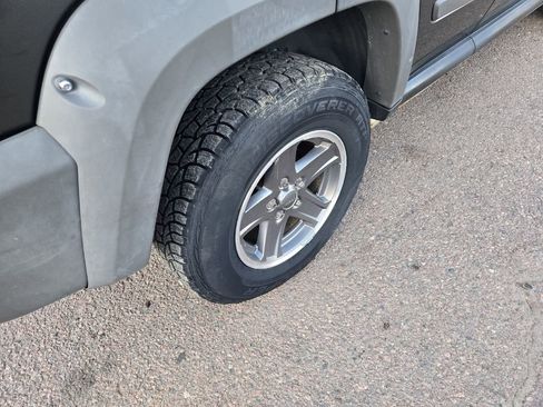 Used 2005 Jeep Liberty Renegade image 10