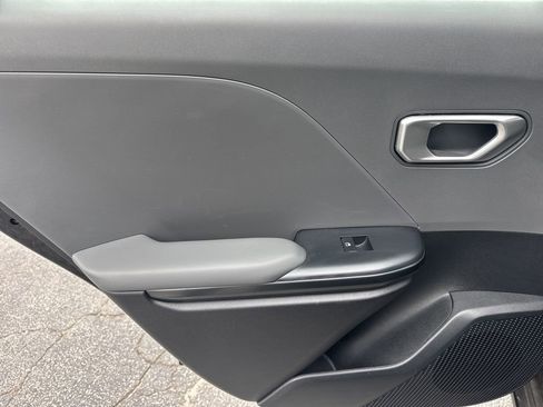 Used 2025 Kia K4 LXS FWD image 21