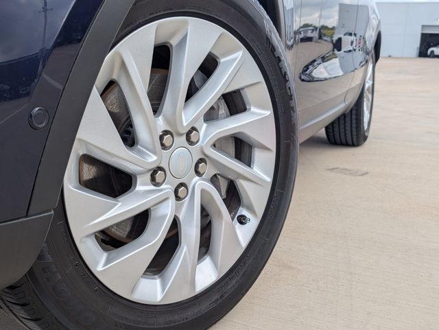 Used 2021 Land Rover Discovery S AWD/4WD image 2